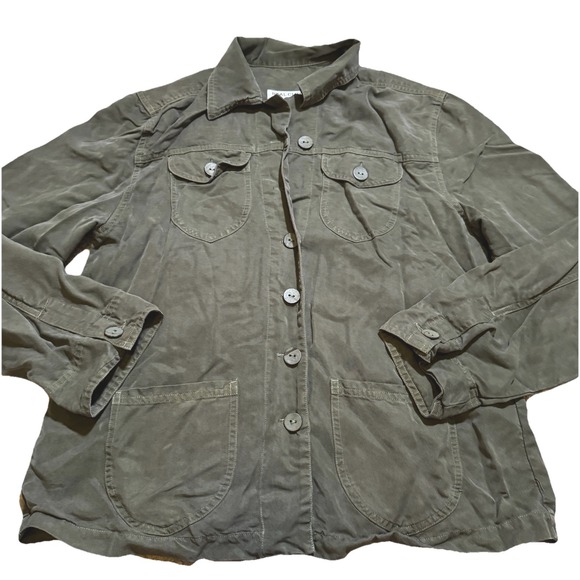 Real Clothes Long Sleeve Jacket Green Women's Size Medium Top Safari Saks Fifth - Picture 1 of 10